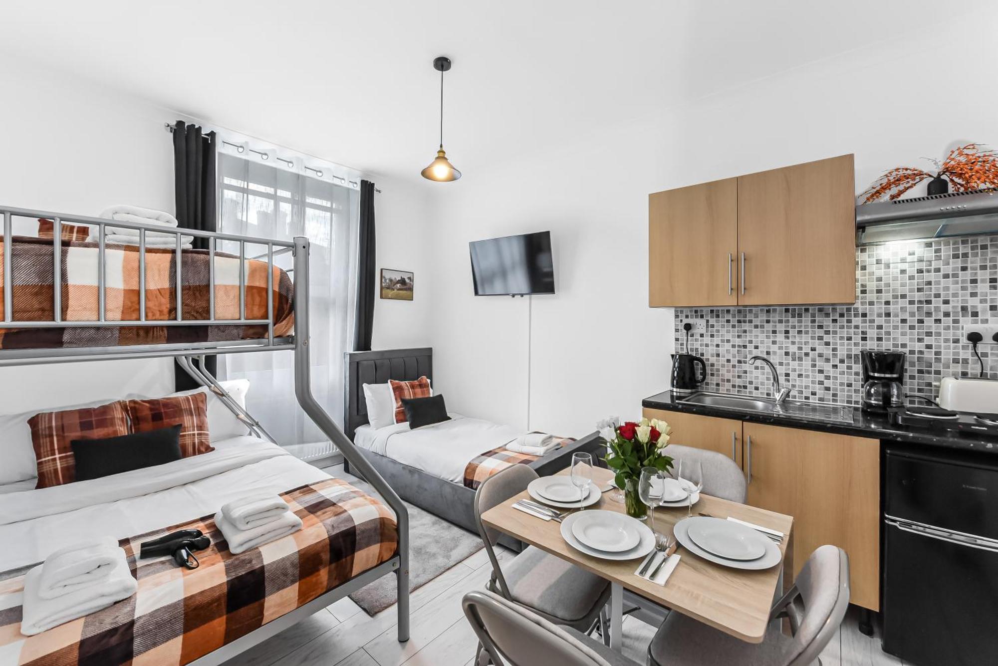 Lovely In Mornington Crescent Station Apartment London