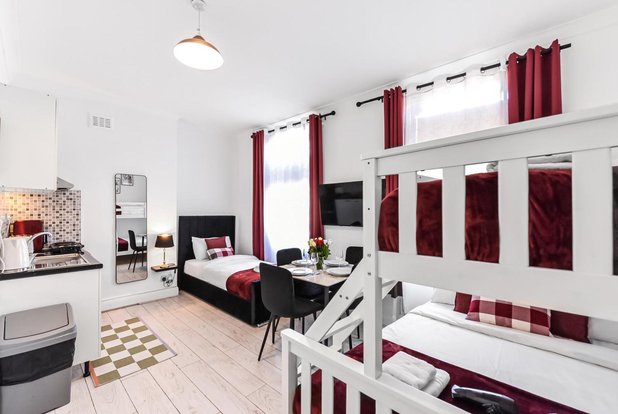 Lovely In Mornington Crescent Station Apartment