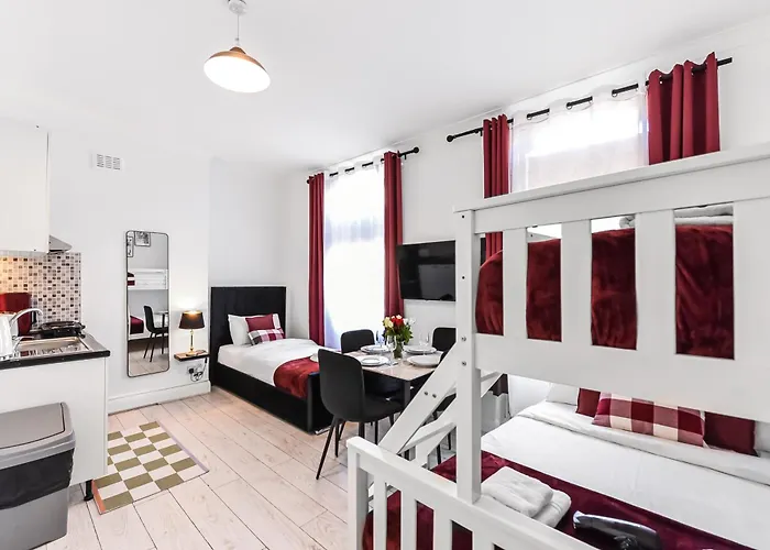 Lovely Apartments In Mornington Crescent Station
